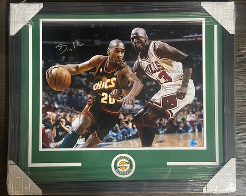 Supersonics Gary Payton Signed Framed 16x20 Photo Beckett COA