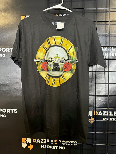 Guns N Roses Short Sleeve T-Shirt Size M NWT