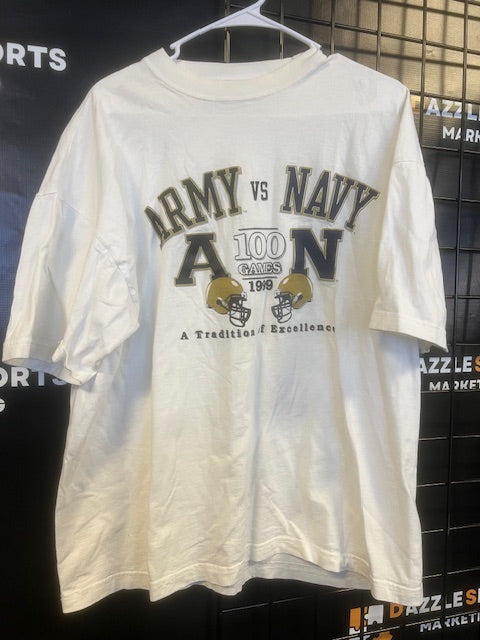 Notre Dame Fighting Irish 1999 Army vs. Navy 100 Games Gear for Sports T-Shirt XL