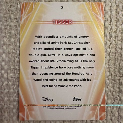 Tigger 2026 Topps Disney Neon #7 Snow Caps