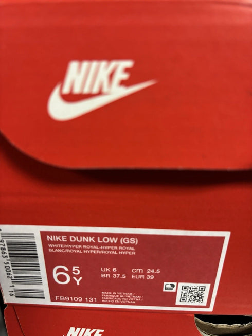 Nike Youth Size 6.5 Nike Dunk Low GS Royal Hyper Shoes Brand New