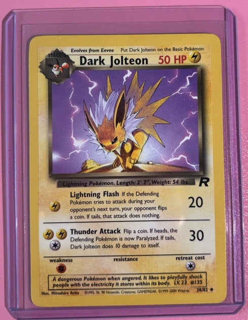 Dark Jolteon Team Rocket Pokémon Card 38/82
