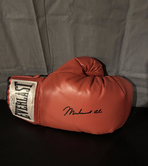 Muhammad Ali Signed Auto Boxing Glove Fanatics COA Authenticated