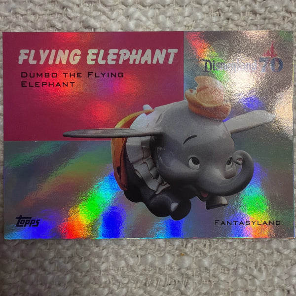 Disneyland 70th Anniversary Dumbo The Flying Elephant T54-24 Rainbow Foil Topps