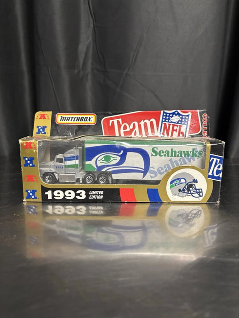 Seattle Seahawks 1993 Matchbox Limited Edition 1:80 Semi Truck Diecast