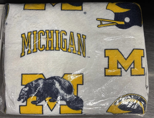 Vintage Michigan Wolverines 60 X 90 In Blanket Never Opened