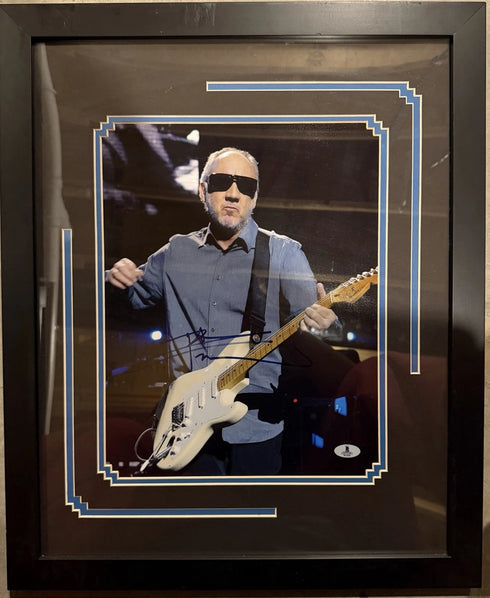 Pete Townshend Band The Who Signed 11x14 Photo With Beckett COA