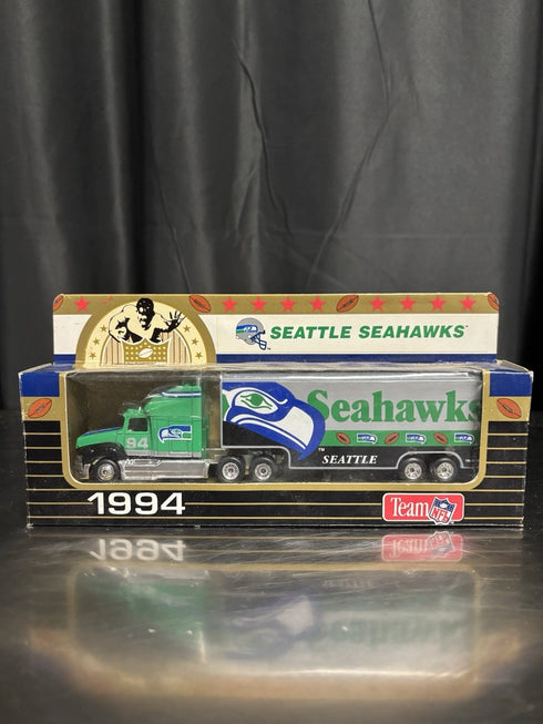 Seattle Seahawks 1994 Matchbox Limited Edition 1:80 Semi Truck Diecast