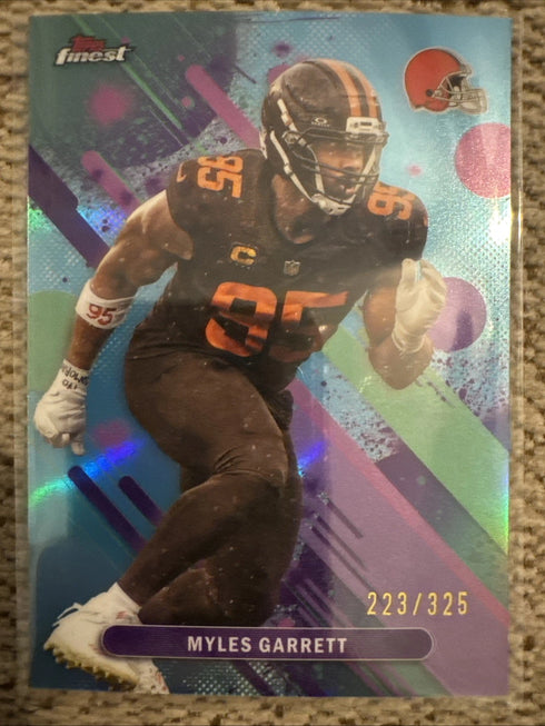 2025 Topps Finest Myles Garrett Common Sky Blue #97 /325