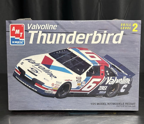 NASCAR Mark Martin Valvoline Thunderbird 1/25 Model Kit