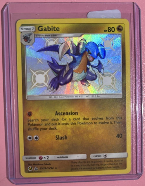 Gabite Shiny Holo Rare Hidden Fates Shiny Vault SV39/SV94