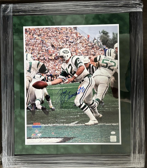 New York Jets Joe Namath Signed Framed 16x20 Photo with JSA COA