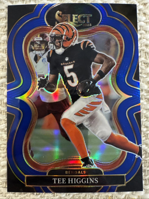 2025 Panini Select Tee Higgins Blue Prizm #358 /99