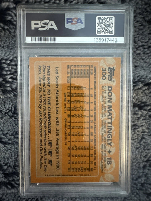1988 Topps - Don Mattingly #300 PSA 8