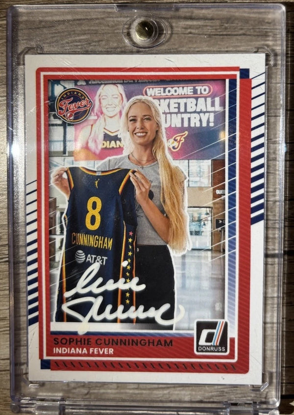 Sophie Cunningham In Person Auto 2025 Donruss WNBA Indiana Fever SWAU Certified