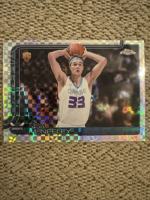 2025-26 Topps Chrome - Liam McNeeley #279 X-Fractor (RC)