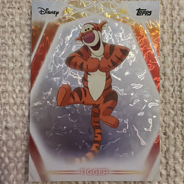 Tigger 2026 Topps Disney Neon #7 Snow Caps