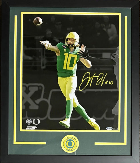 Oregon Ducks Justin Herbert Signed Framed 16x20 Photo Beckett