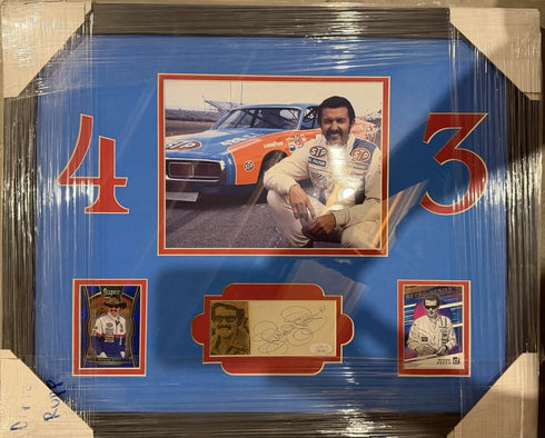 NASCAR Richard Petty Signed Framed Index Card With 8x10 Photo With JSA COA