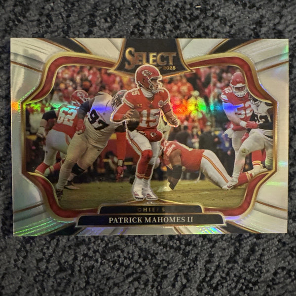 2025 Panini Select - Field Level Patrick Mahomes II #407 Silver Prizm