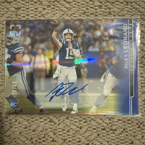 2025 Panini Photogenic Riley Leonard Colts Blue Color Match Auto /49!!!