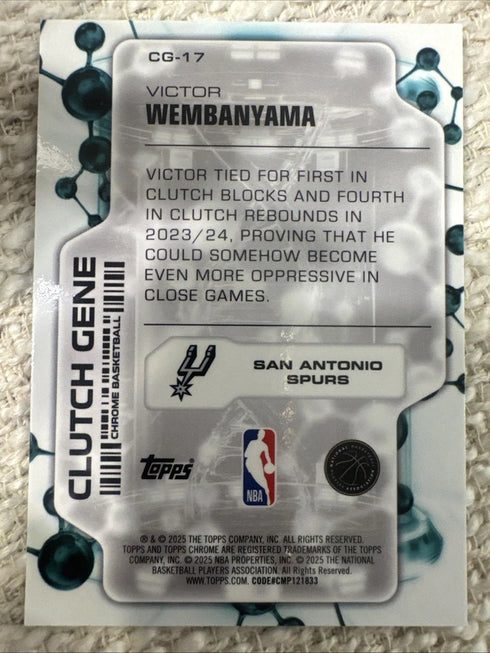 2025 Topps Chrome Victor Wembanyama Clutch Gene CG-17 SP Spurs
