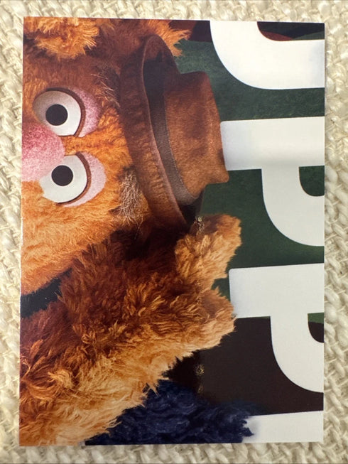 Topps Disney The Muppets Base Set Miss Piggy MP-11 2024 Non-Sport Card