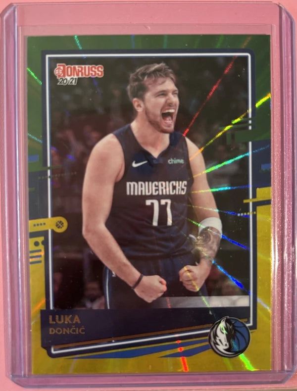 Panini 2020-21 Donruss Luka Dončić #13 Yellow Laser Dallas Mavericks