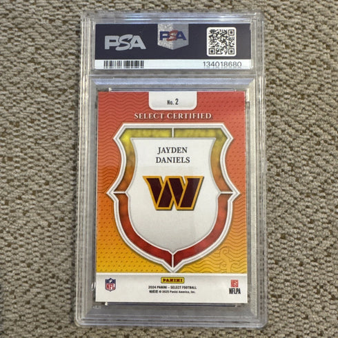 2024 Panini Select - Select Certified Rookies Jayden Daniels #2 (RC) PSA 10