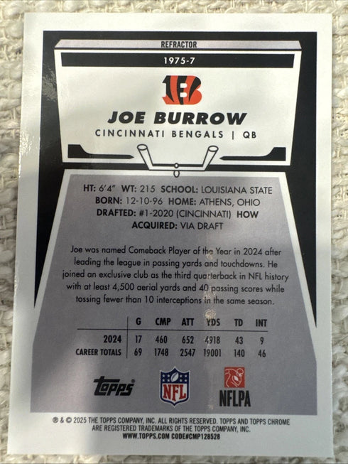 Topps 2025 Chrome Refractor Joe Burrow Cincinnati Bengals NFL 1975-7