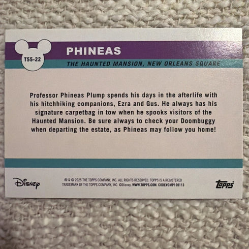 Phineas Haunted Mansion RAINBOW FOIL - Topps Disneyland 70th Anniversary #T55-22
