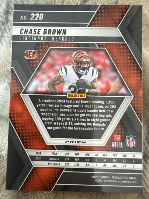 2025 Panini Mosaic Football #220 (HONEYCOMB) CHASE BROWN