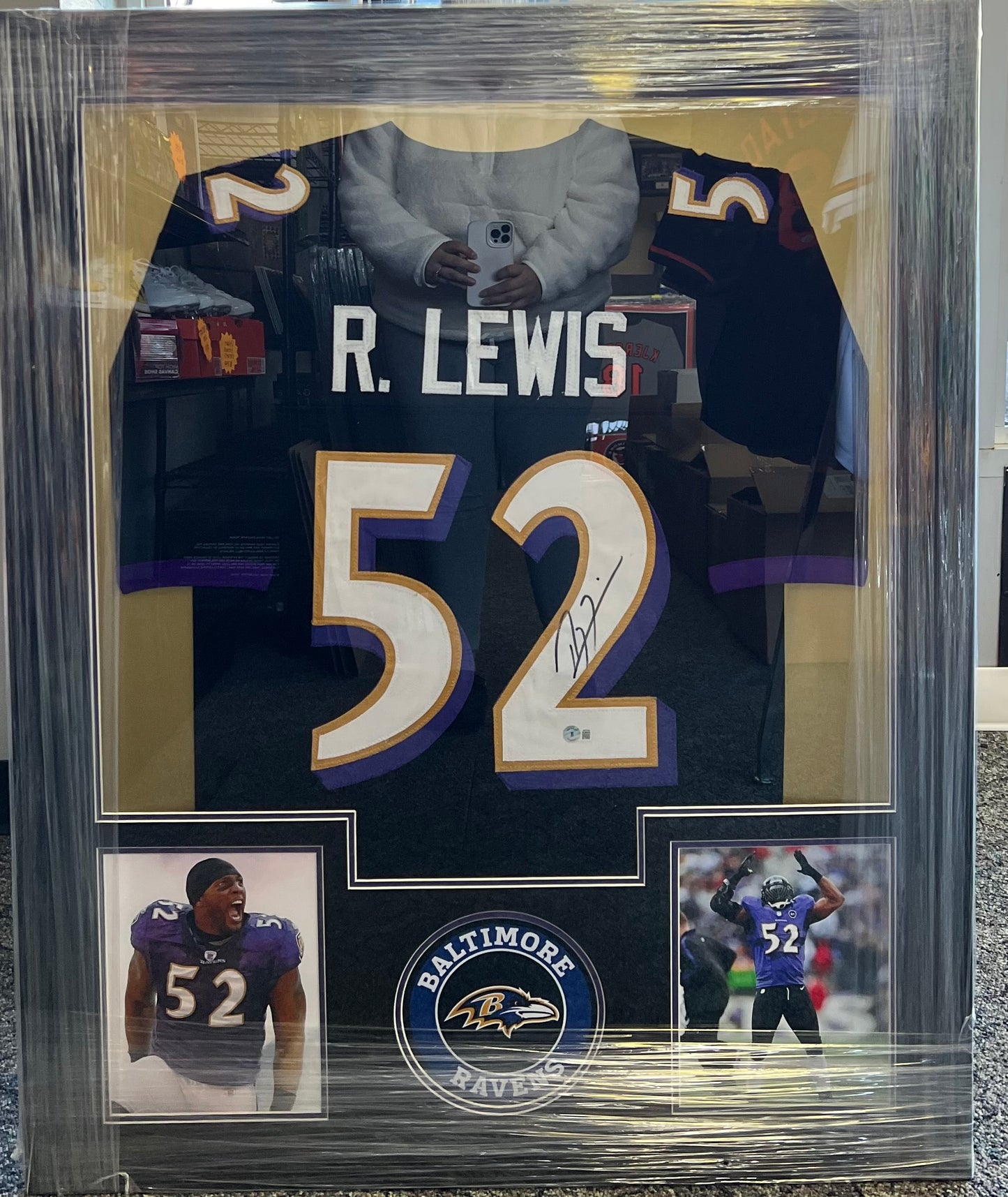 Baltimore Ravens Ray Lewis Signed Framed Jersey with Beckett COA